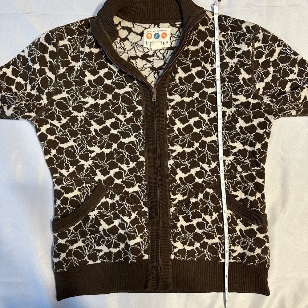Title Nine Brown Floral Zip Up - Picture 6 of 9